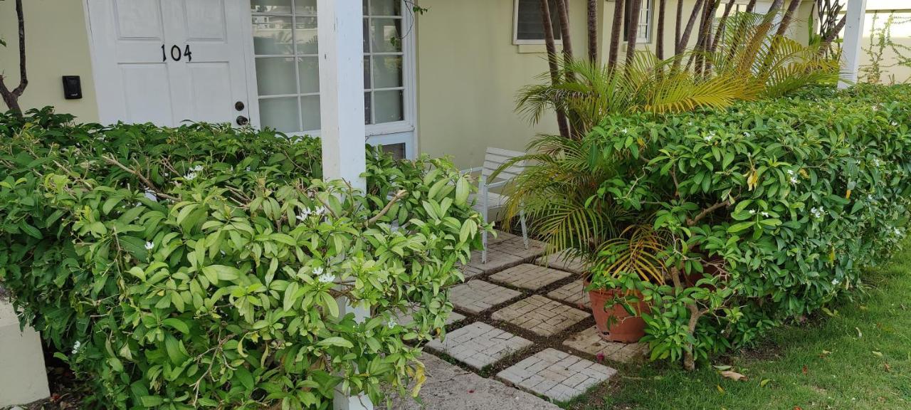 Beryls At Seawind On The Bay , Montego Bay , Jamaica Apartment ภายนอก รูปภาพ