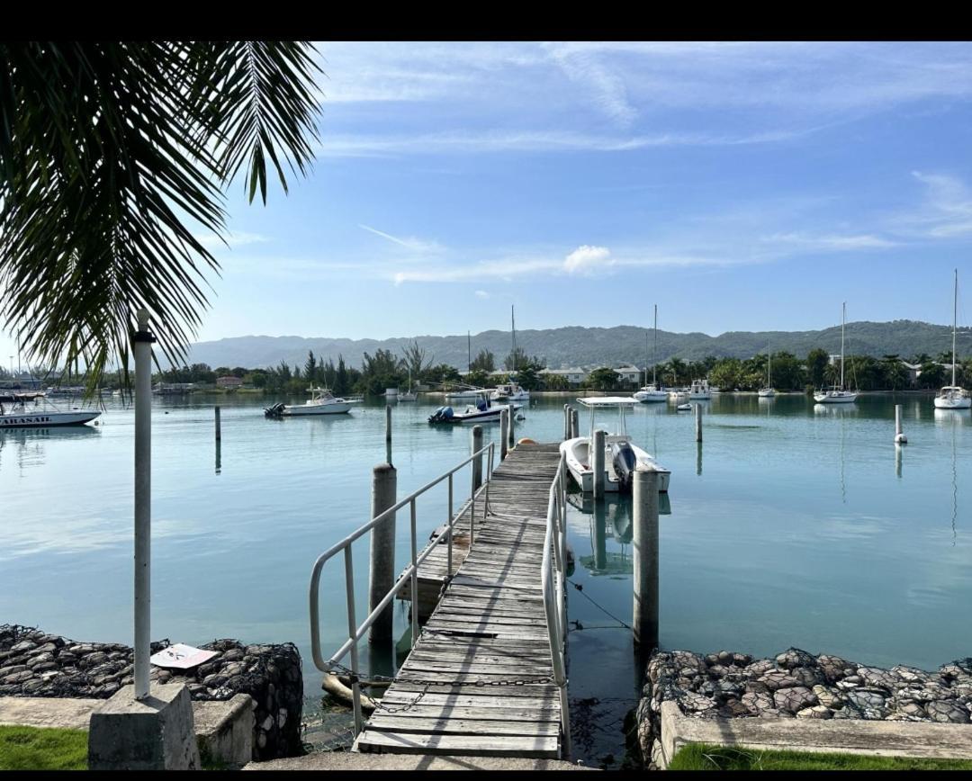 Beryls At Seawind On The Bay , Montego Bay , Jamaica Apartment ภายนอก รูปภาพ
